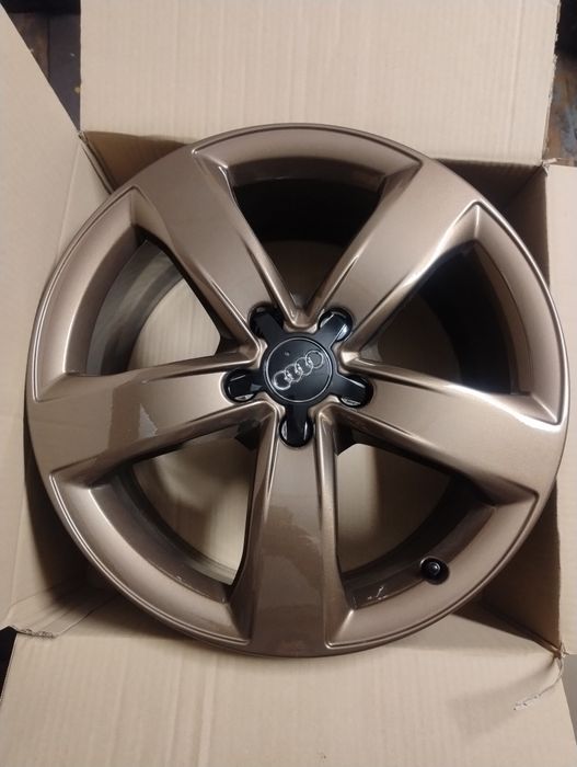 Nowe Oryginalne Felgi aluminiowe Audi 7,5x18 ET37