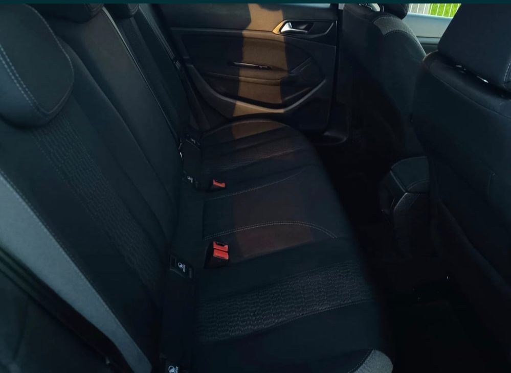 Peugeot 308 1.2 130 cv