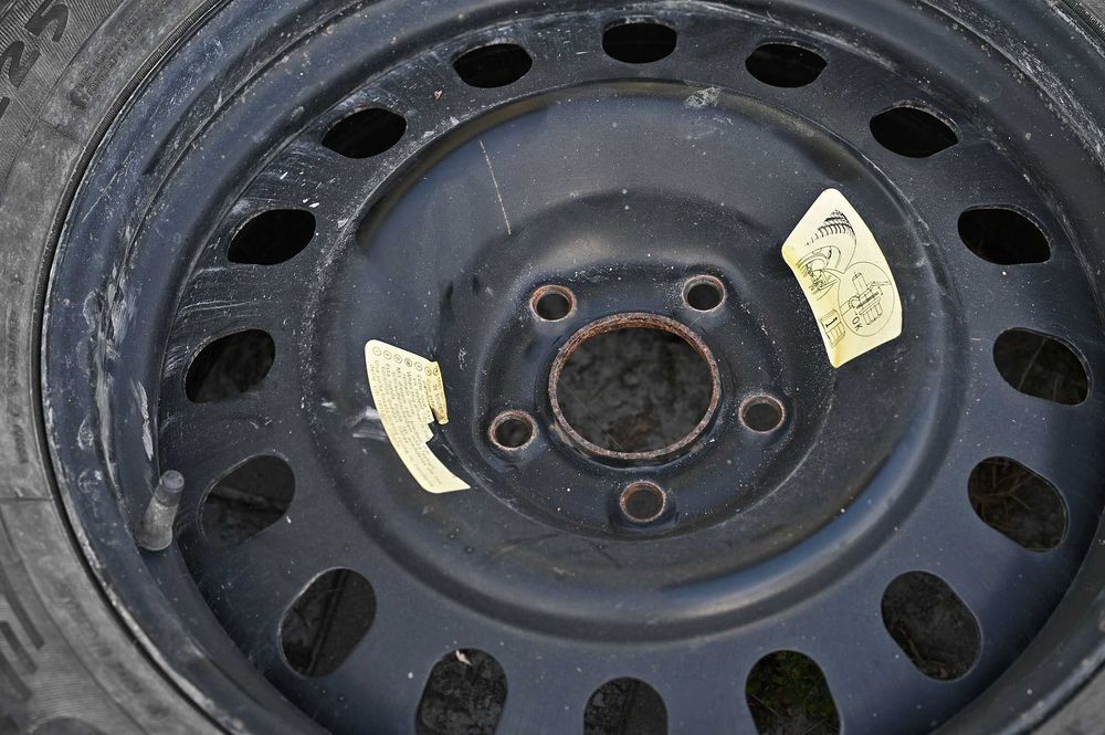 felga stalowa 17'' citroen C5 III opona frigo 225/55R17