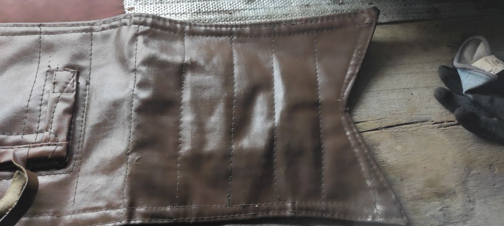 Продам  утеплювач  двигуна ВАЗ 2101, 2102, 21011, 21013