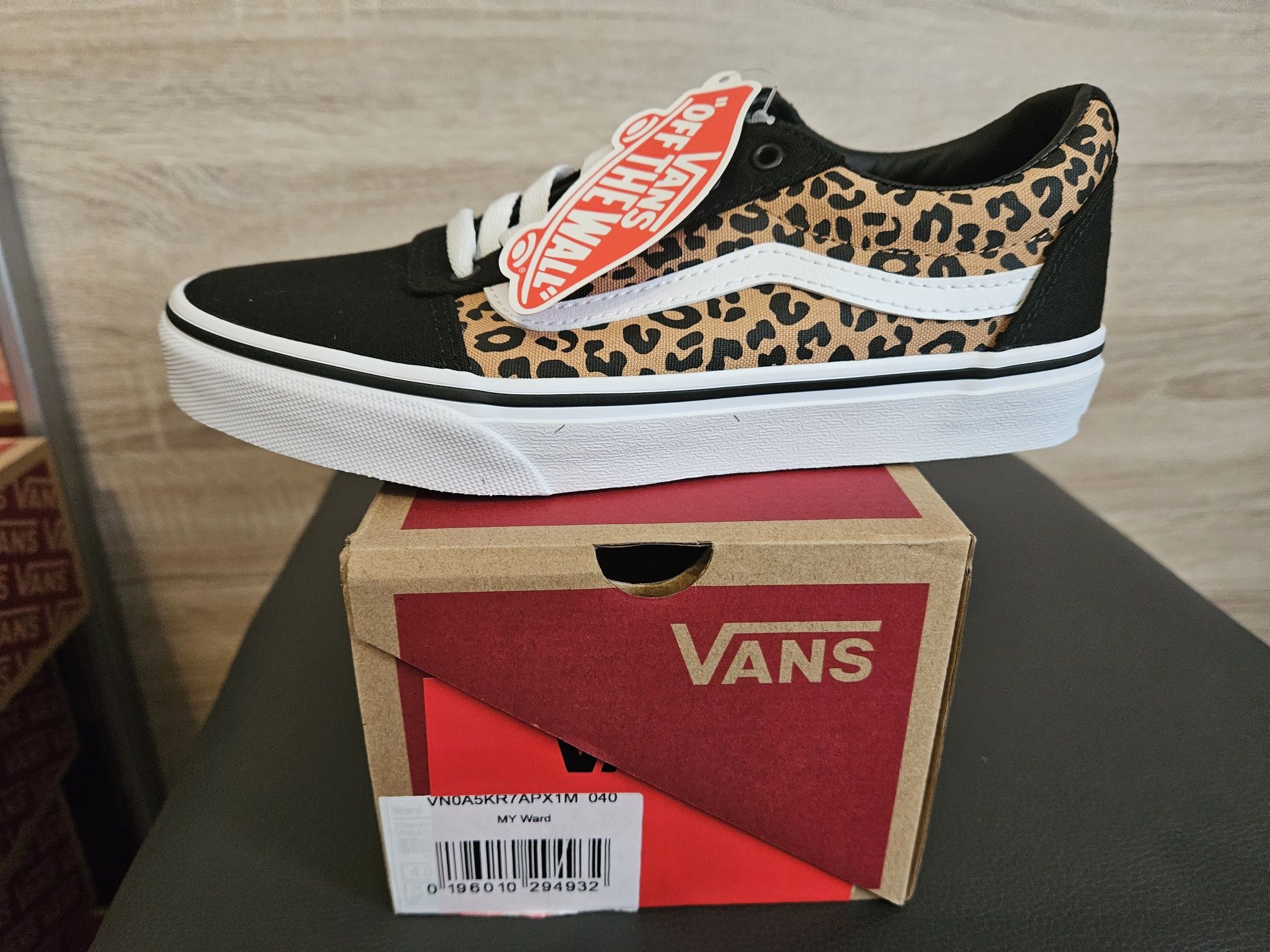 Nowe buty Vans 35