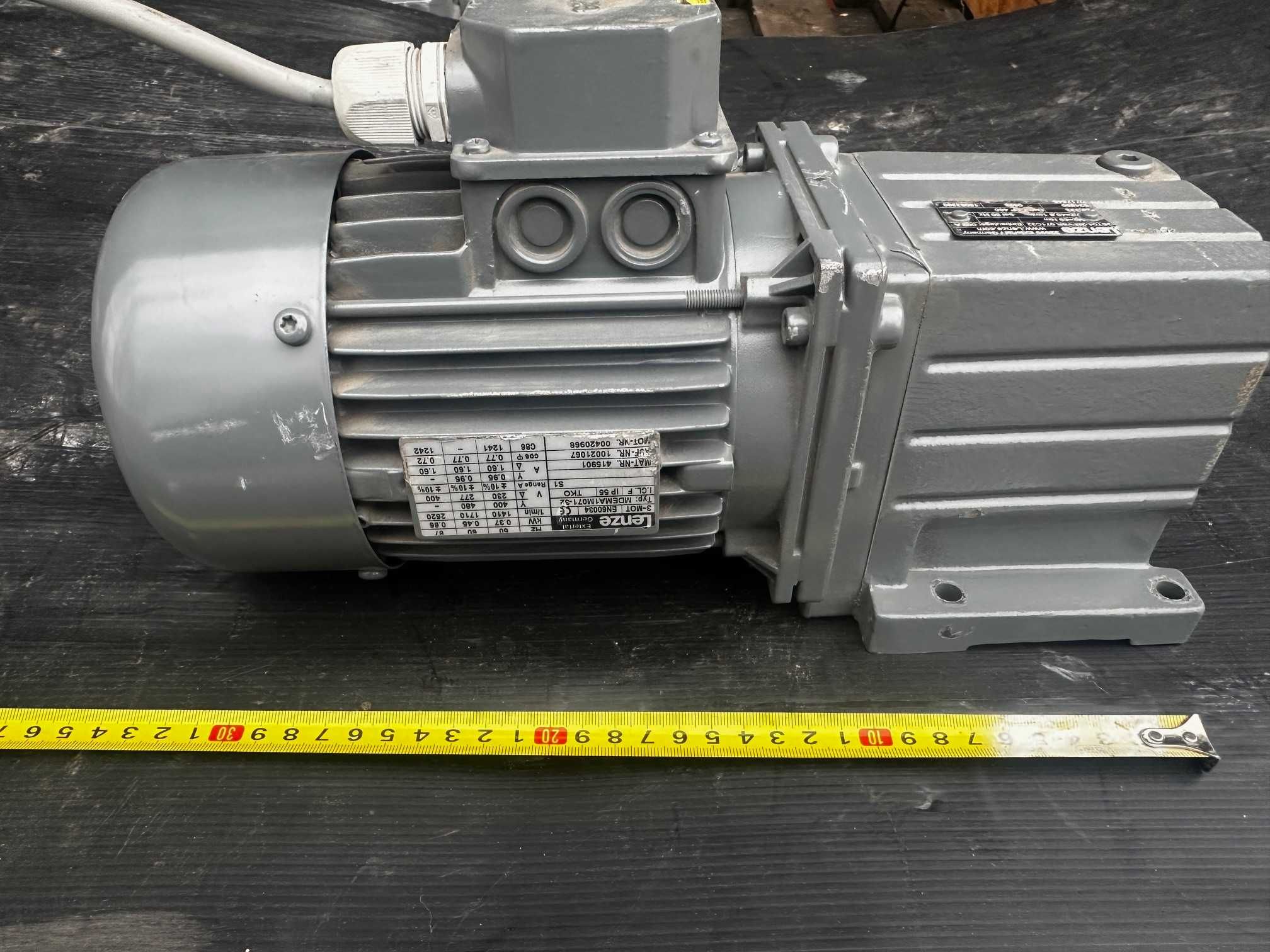 Motoreduktor, reduktor, silnik lenze 0,37 kw 48,9 obrotów