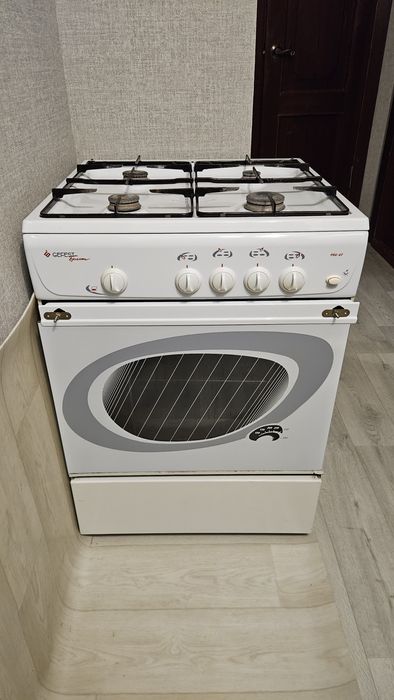 Плита газовая Гефест 1100-07 б/у