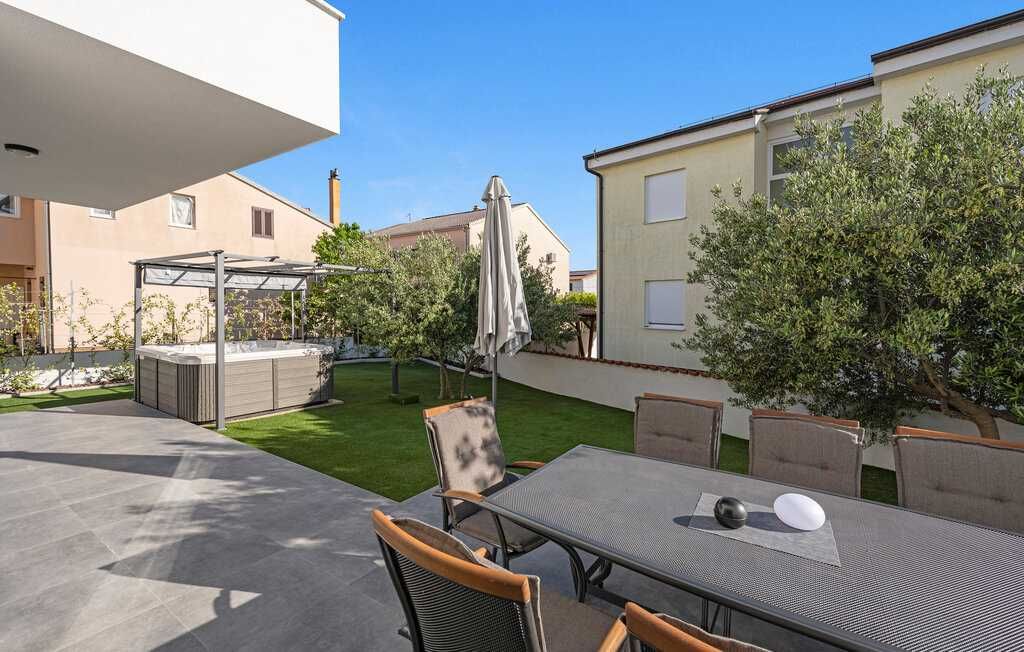 Wakacje, Chorwacja, Vodice, dom z jacuzzi dla 7 osób