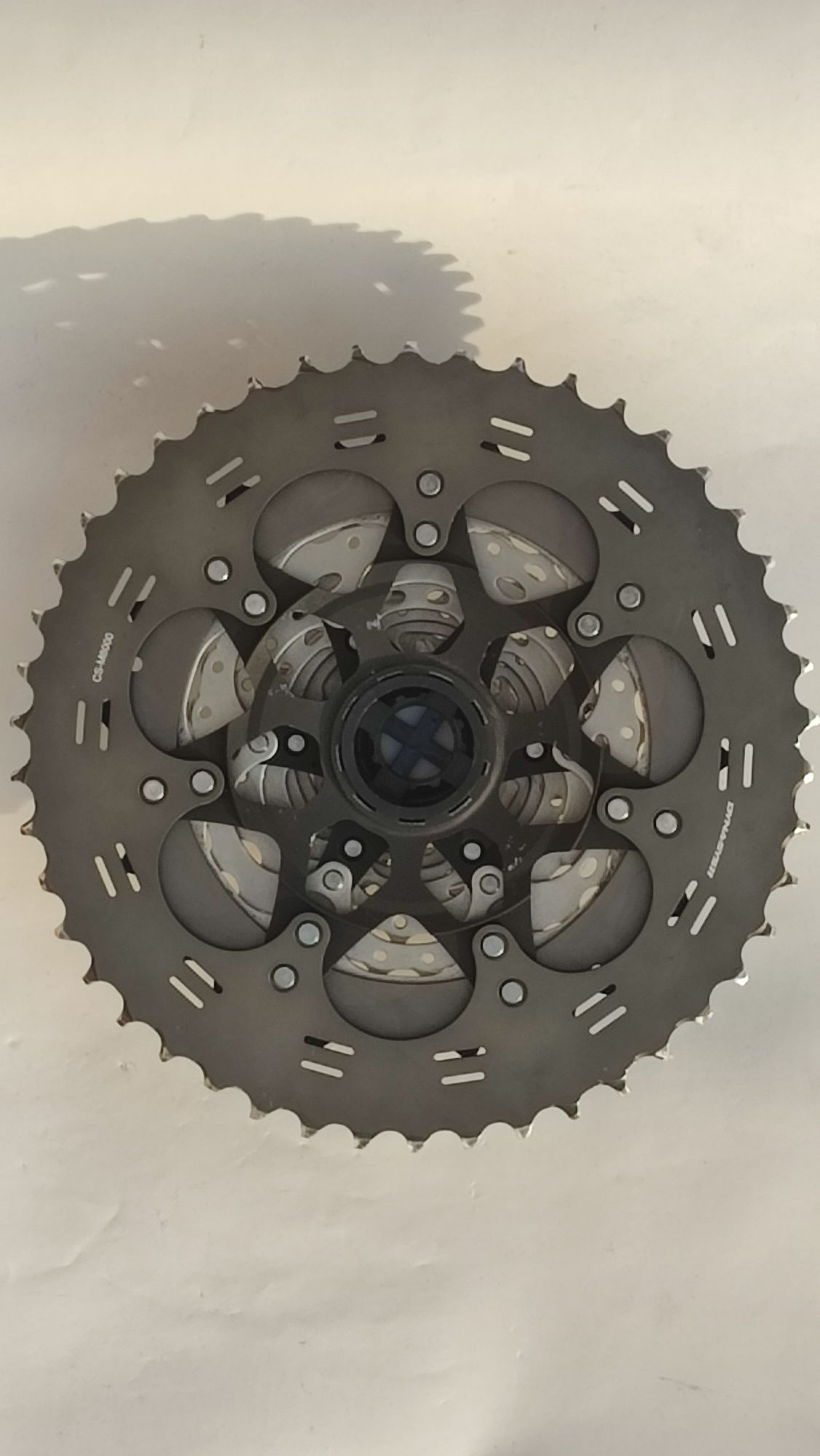 Kaseta Shimano XT cs-m8000 11s.
