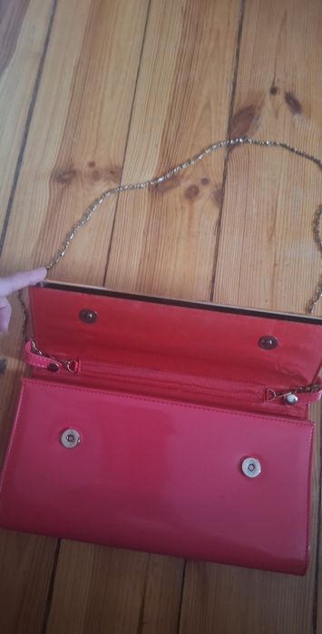 Torebka, kopertówka, błyszcząca, łososiowa na wesele, imprezy