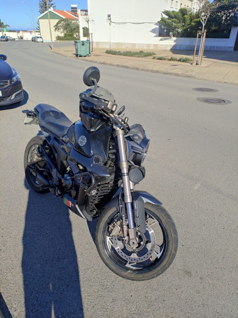 Zontes 125 muito econômico