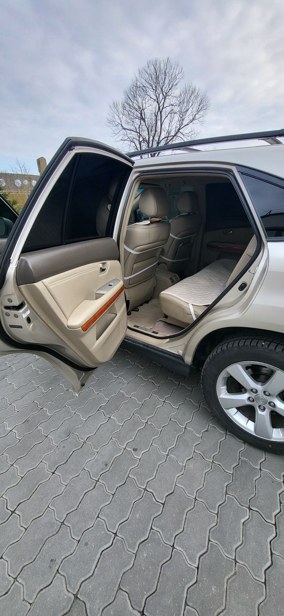 Продам lexus RX350