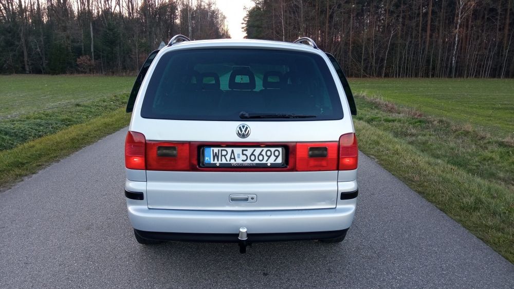 VW Sharan 1.9 TDI Stan tech.i wizualny bardzo dobry i zadbany .