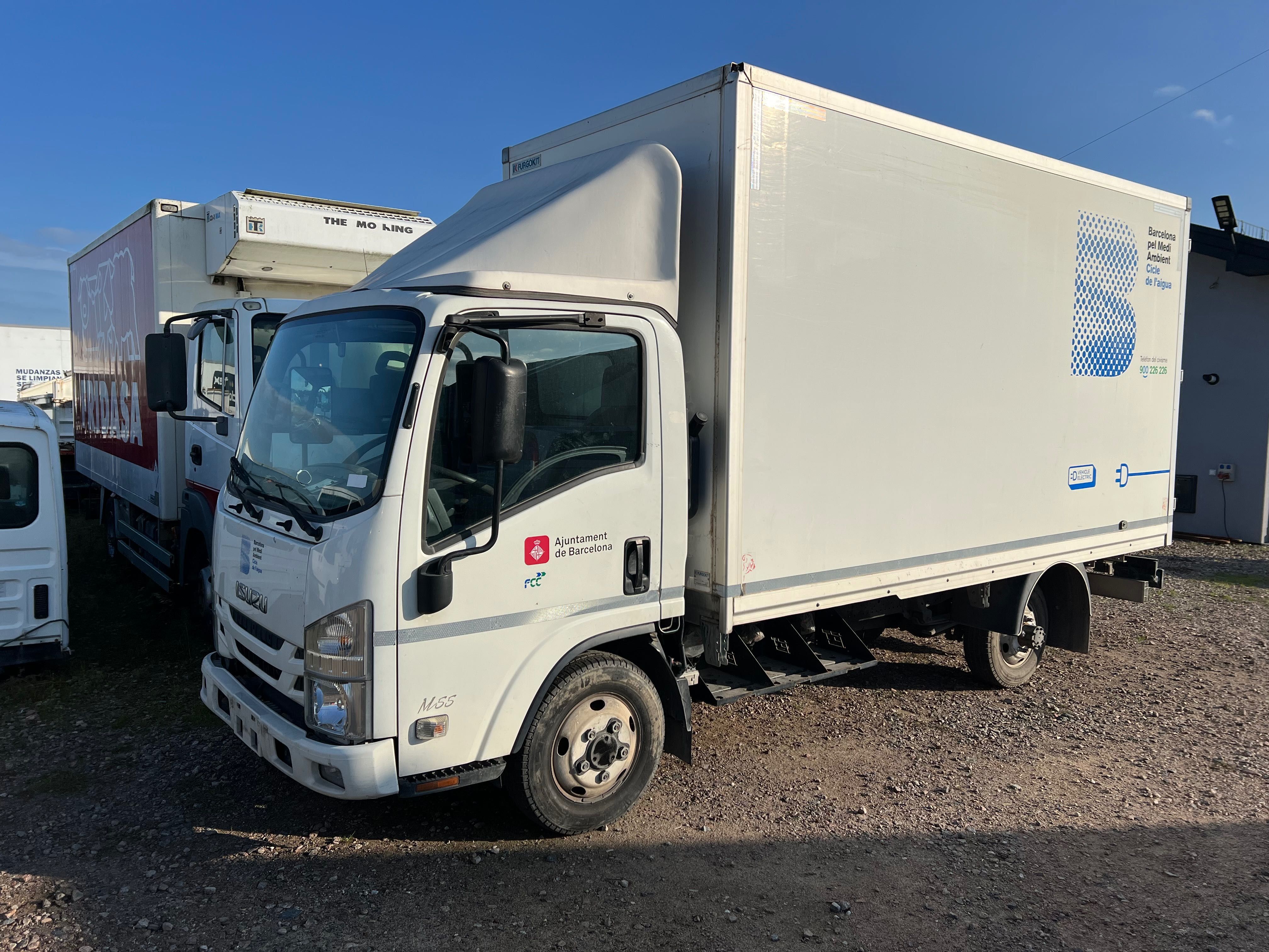 Tylny most części ISUZU M55 NQR NPR NPS 2018 rok