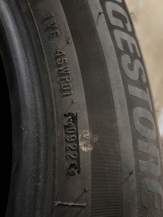 Продам шини 235/60r18