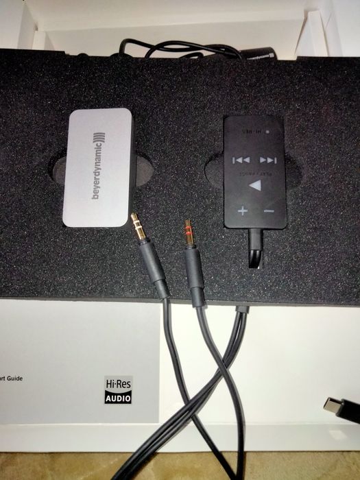 Beyerdynamic Impacto Universal High-End DAC i wzmacniacz słuchawkowy .