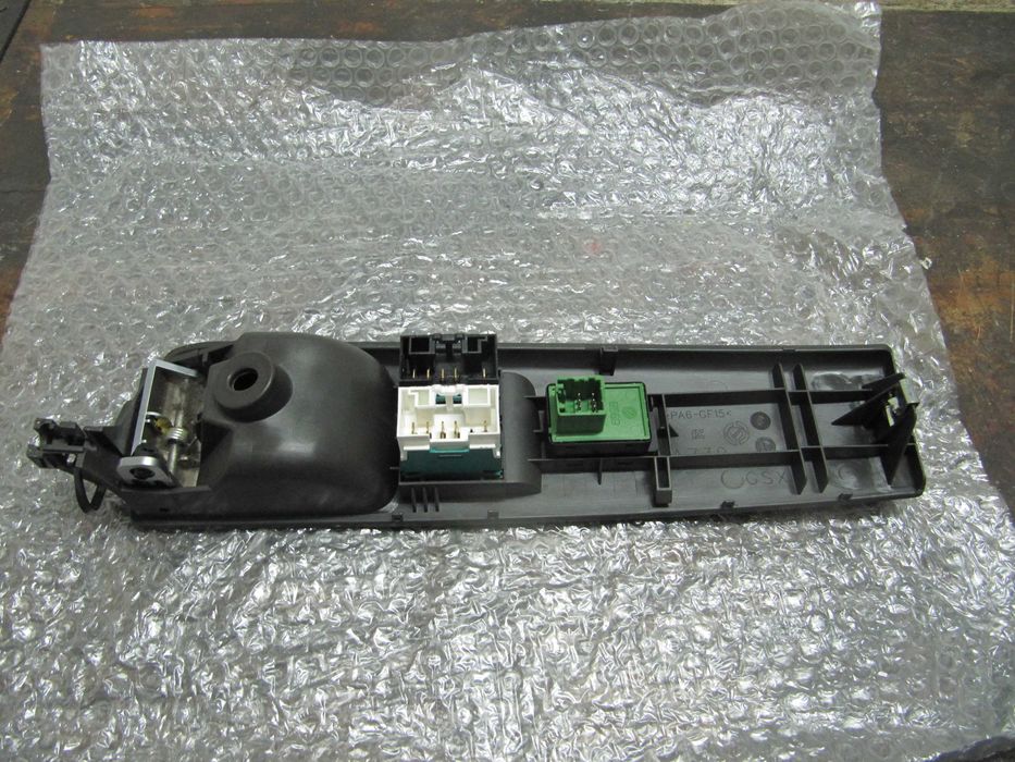 Botões de comando dos vidros Fiat Idea