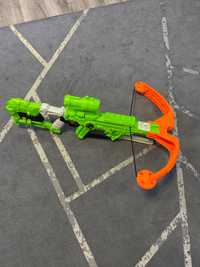 Бластер Nerf Zombie STRIKE DREADBOLT