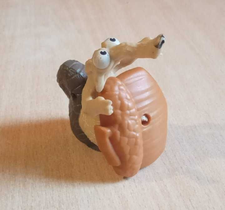 Figurka Epoka lodowcowa Wiewiór wys. 6cm