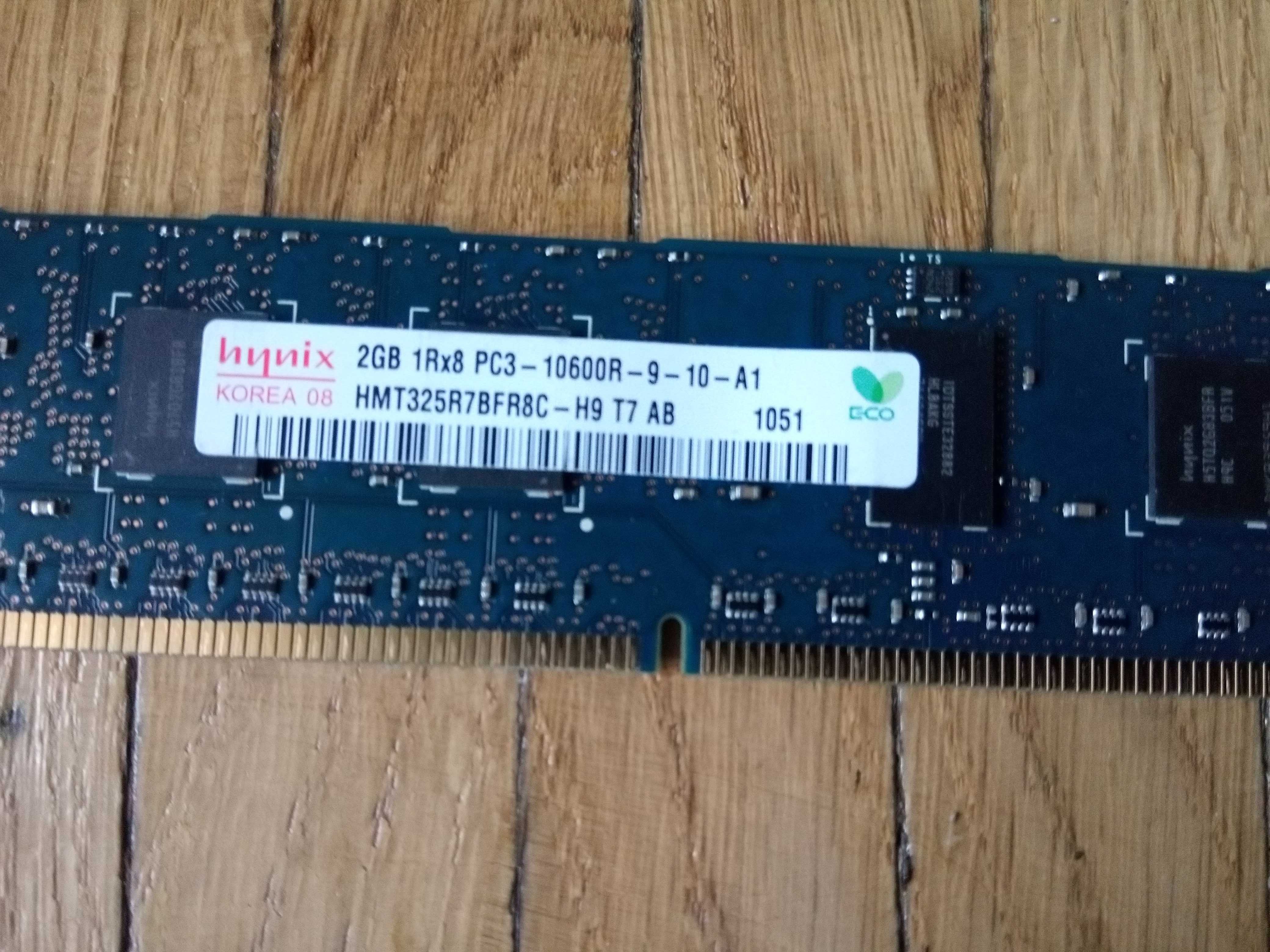 Оперативна  память  2gb 2rx8 pc3-10600r-9-10   DDR3   серверна