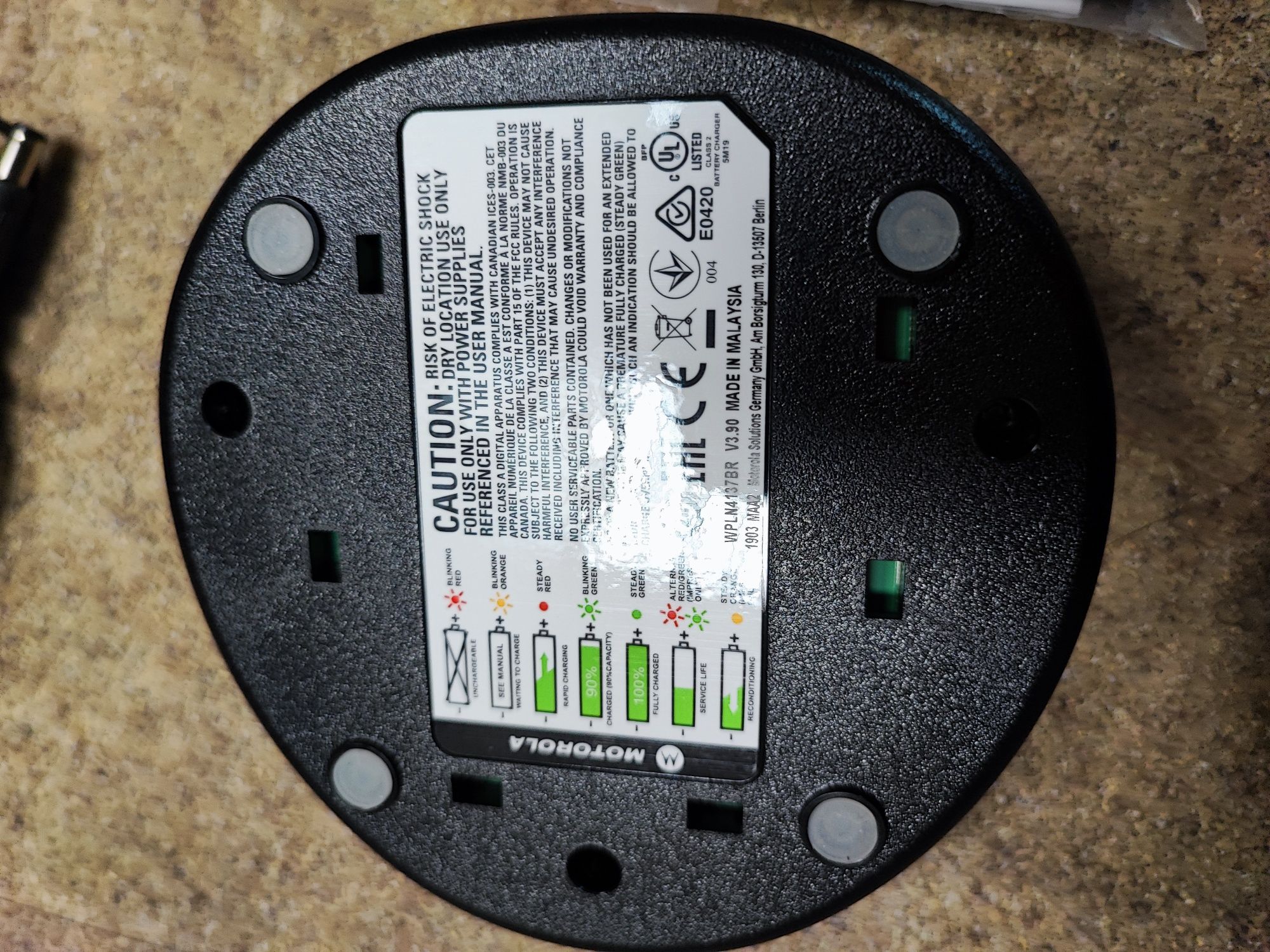 Рація Motorola dp1400 403-470m 4W ND  PTI502C (Повний комплект)