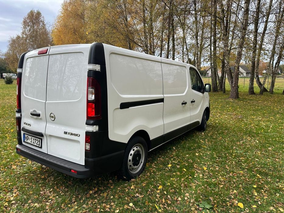 Opel Vivaro Long