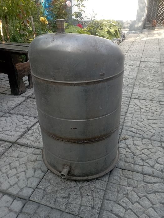 Ємність для води, бідон