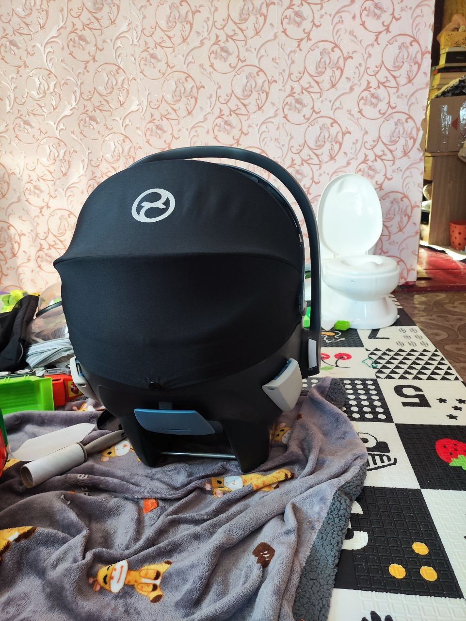 Автікрісло Cybex Aton 5