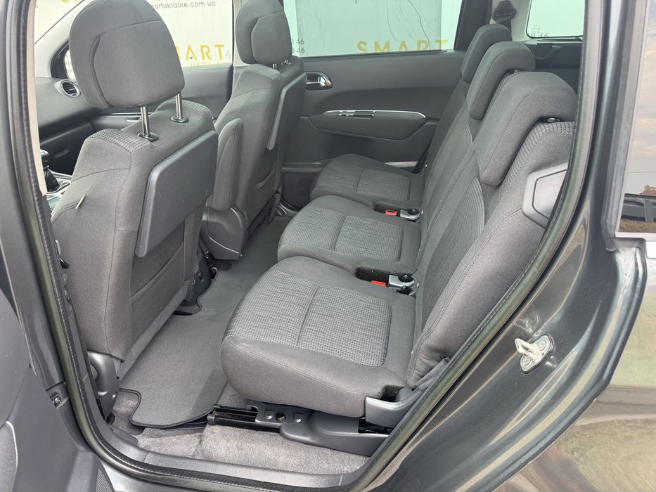 Peugeot 5008 1.6 tph з Швейцарії