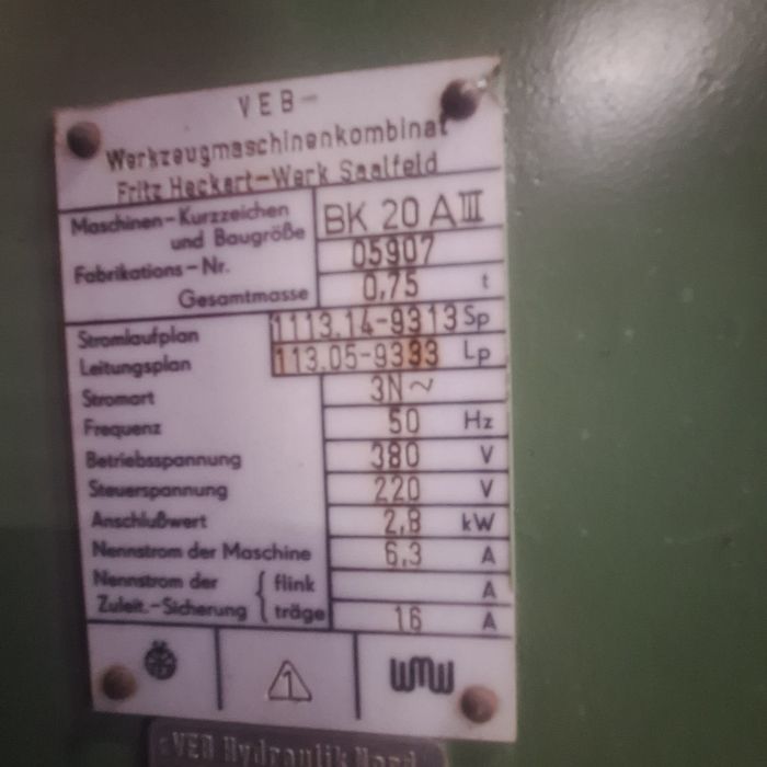 Wiertarka/gwinciarka/frezarka/ słupowa WMW Heckert BS 20\MK3