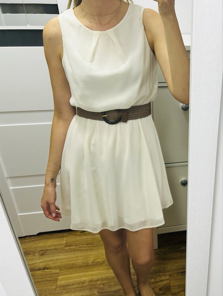 Ecru biała sukienka letnia New Look M