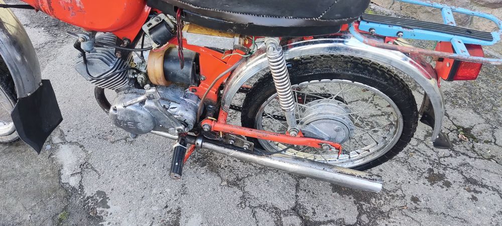 Мопед Карпати  в рідній фарбі