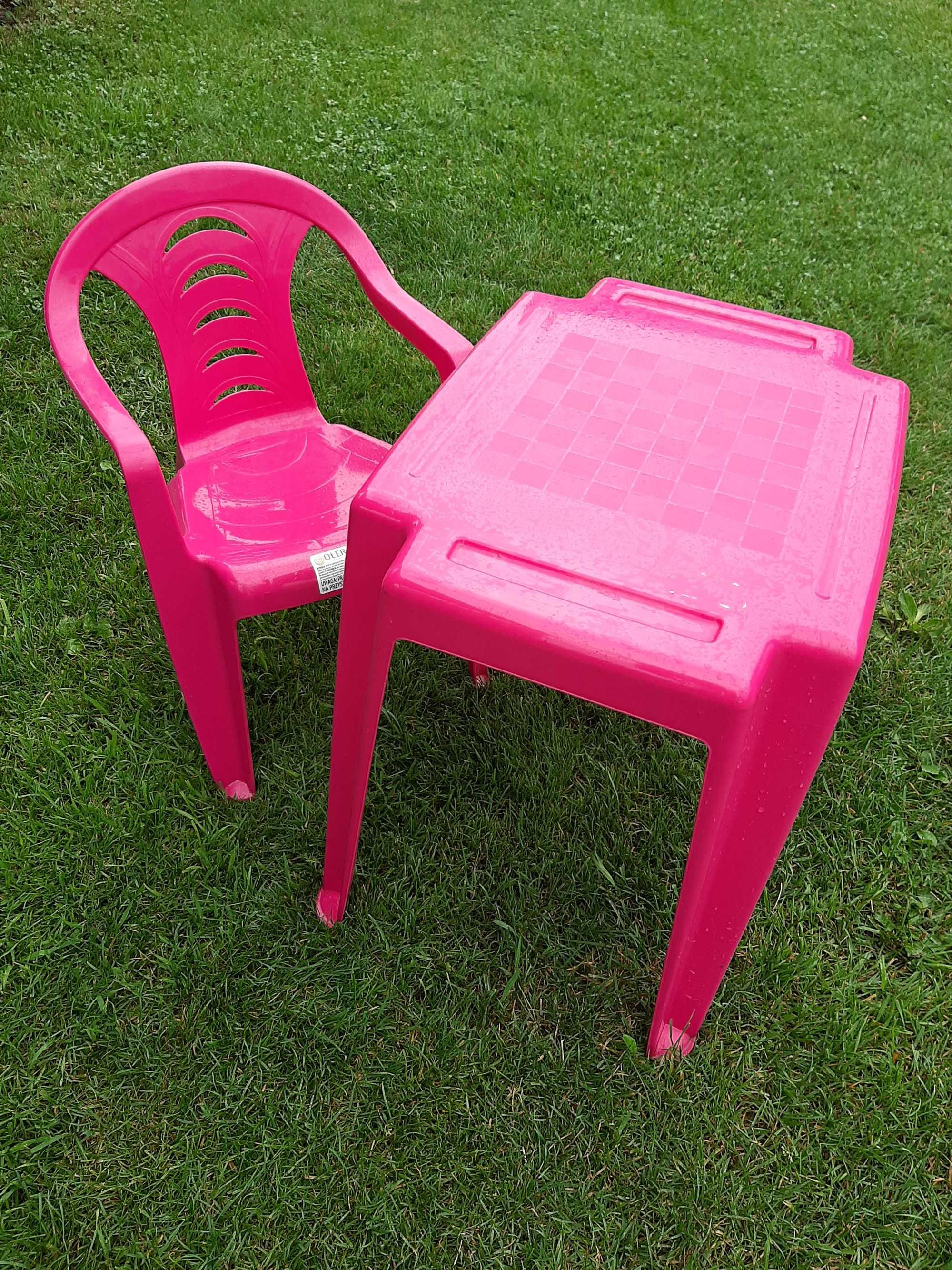 Sprzedam stolik i krzeselko plastikowe rozowe
