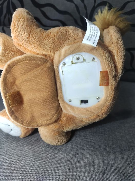 Интерактивная игрушка,Плюшевый поющий лев Bob Snarley