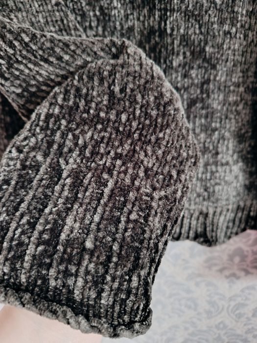 Світер жіночий Zara