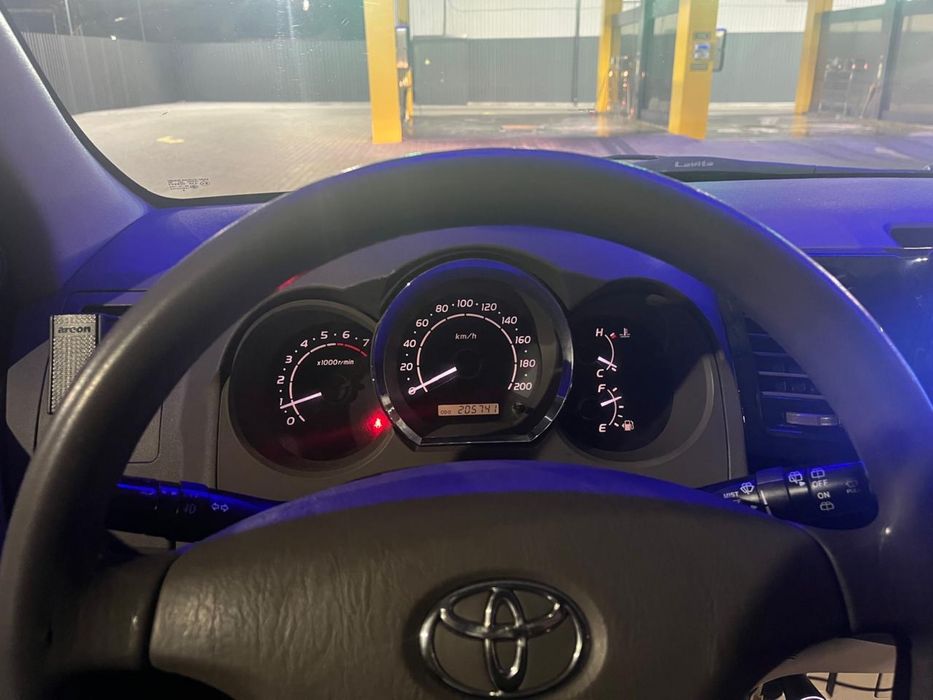 Toyota Fortuner 2008