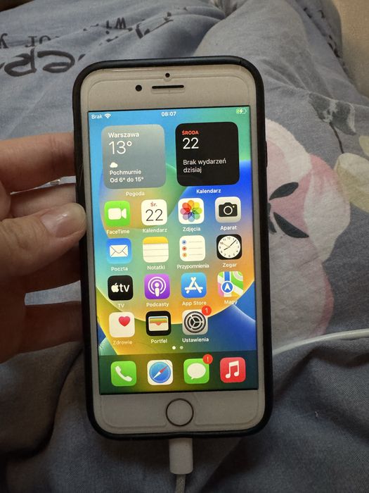 Iphone 8 64gb biały z etui