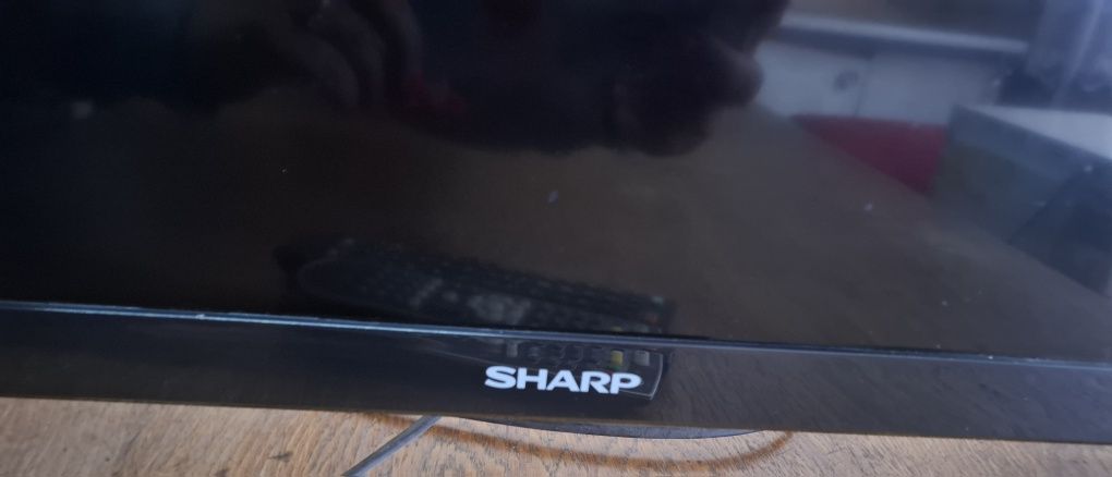 Telewizor Sharp LC-40CFE4042E