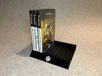 Stojak podstawka na gry do konsoli Nintendo Gamecube