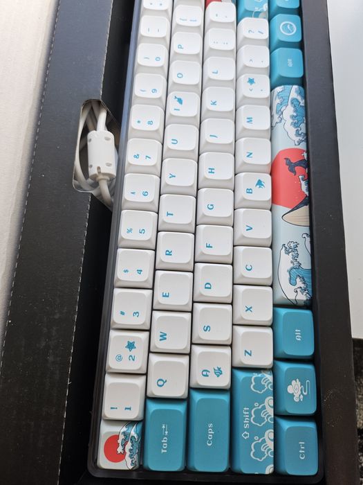 Klawiatura z motywem morza