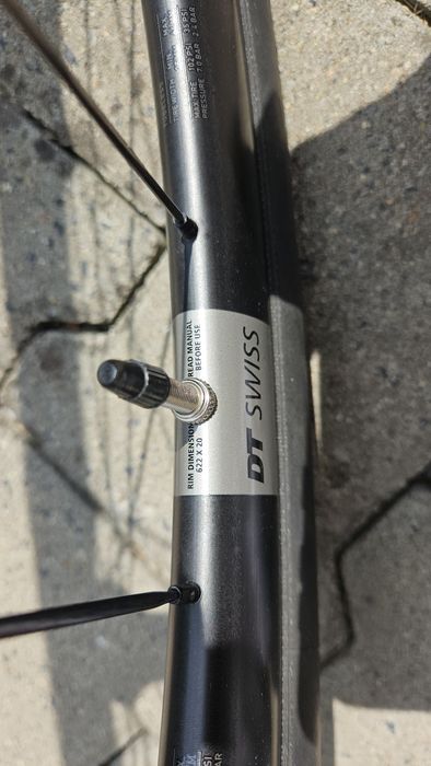 Koła DT swiss E1850 plus opony i tarcze

Swiss E 1850

ENDURO

Straigh