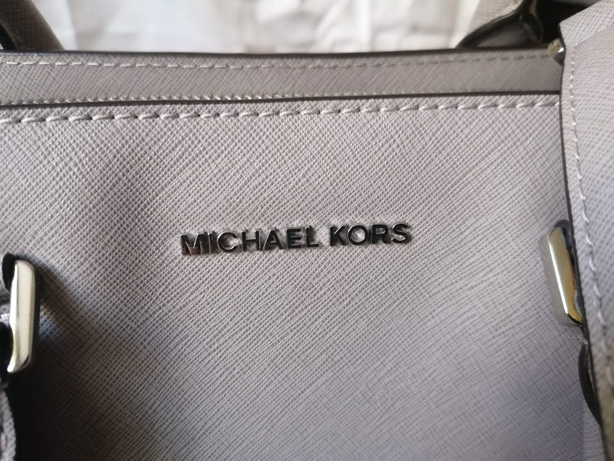 Torebka Michael Kors Savanah Pear Grey