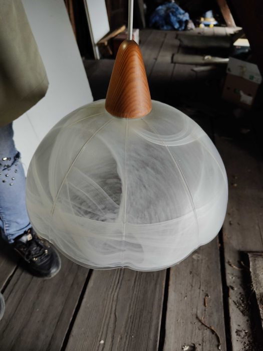 Lampa wisząca ,kuchnia ,mały pokój ,używana