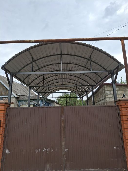 Изготовление и установка забора, навеса, ворот и мне.др.