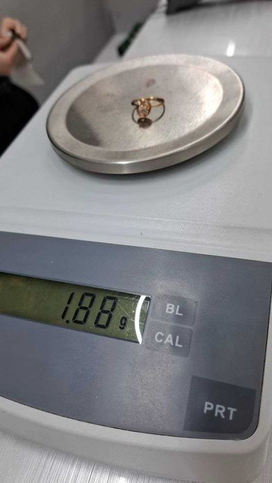 Золотое кольцо , 585 проба, 1,88 грамм