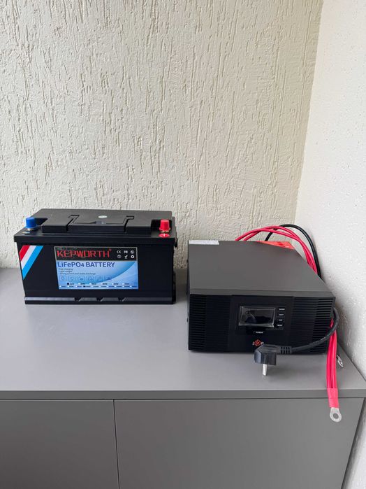 Комплект резервного живлення ДБЖ з прав. синусо. та АКБ lifepo4 200ah