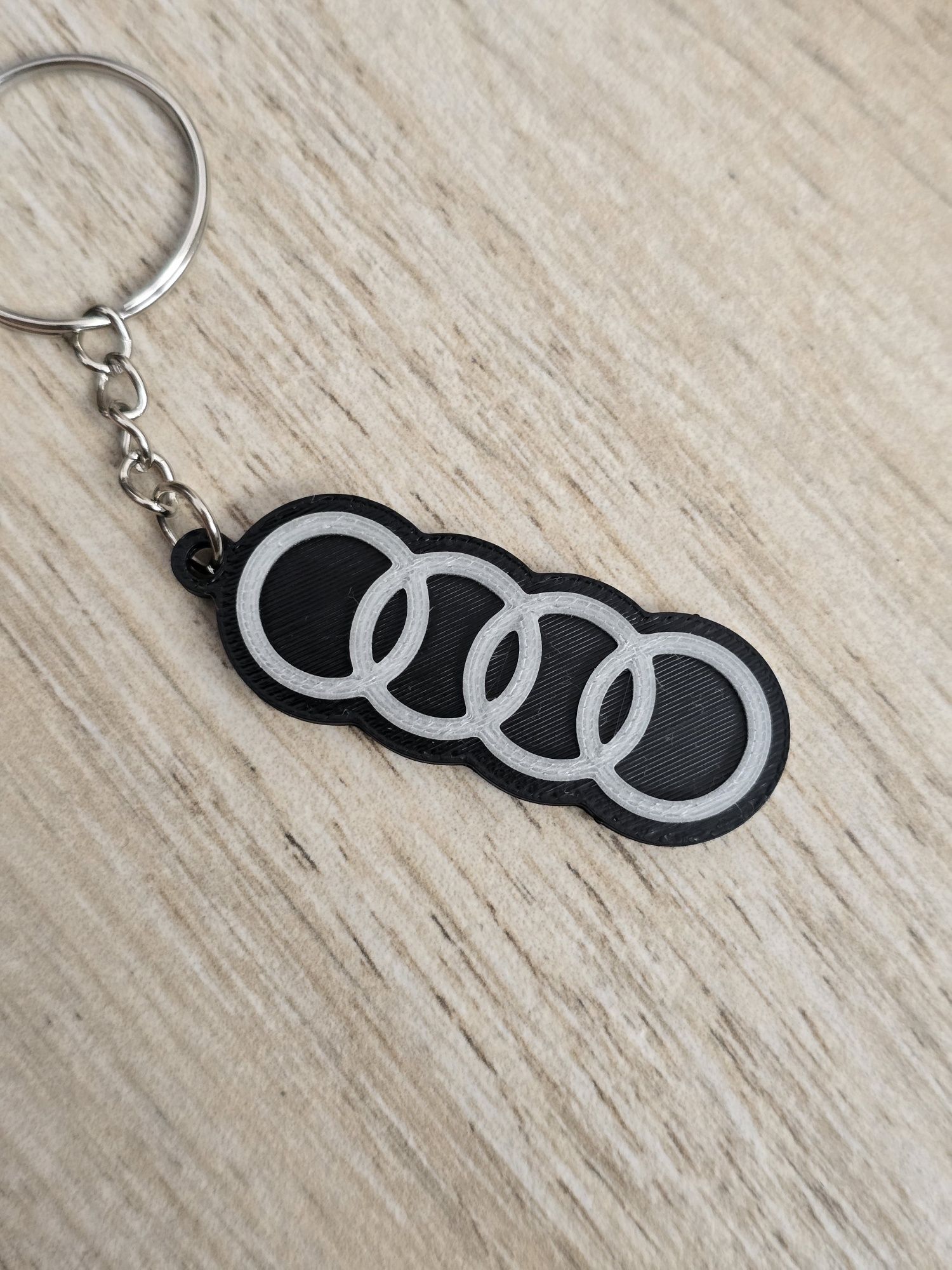 Breloczek Audi - Świeci w Nocy! 3d - Druk3d fidget Keychain mixGadzet