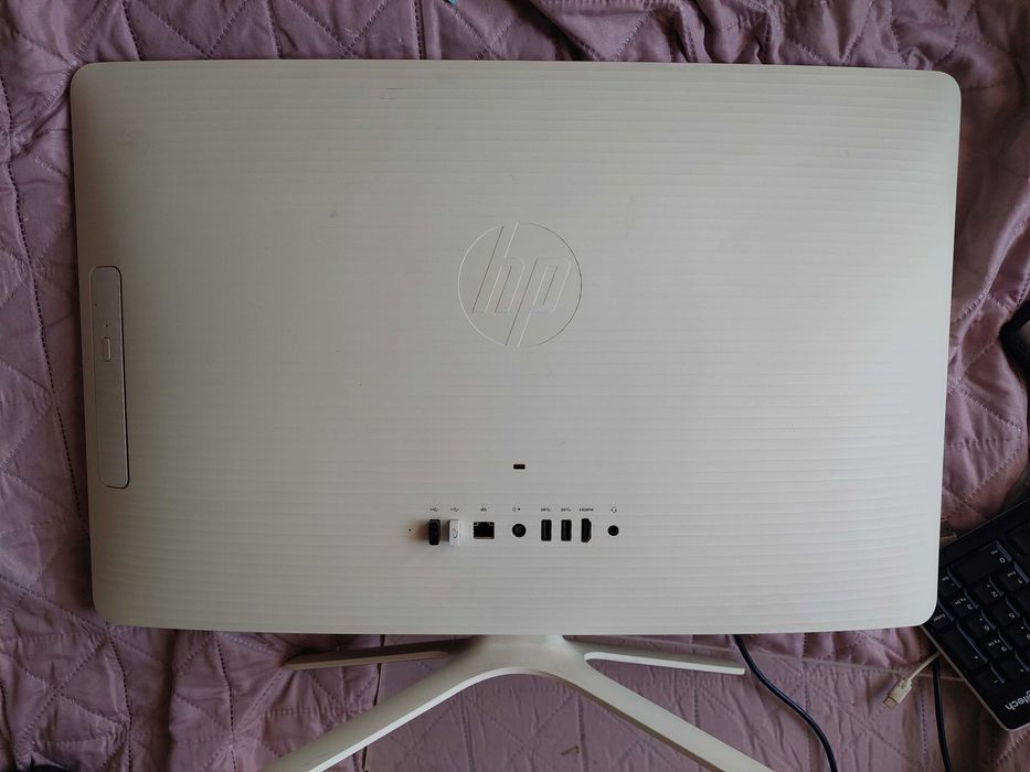 Komputer wszystko w jednym i3 6-tej gen./ssd 240gb/ram 8gb/win11