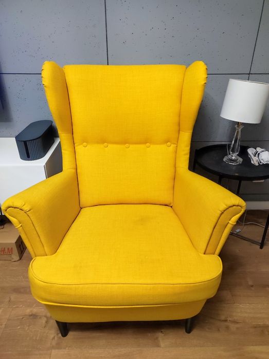 Fotel Ikea z podnóżkiem
