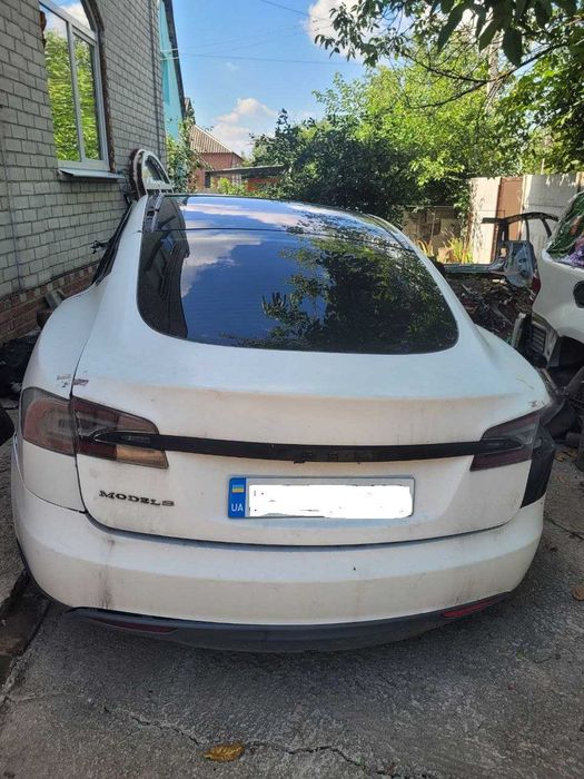 Разборка TESLA MODEL S 85D 85 kWh 2015 Dual Motor AWD (5YJS) 09.12-16