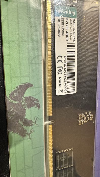 Troco 32GB DDR5 mais acerto  por 2x16