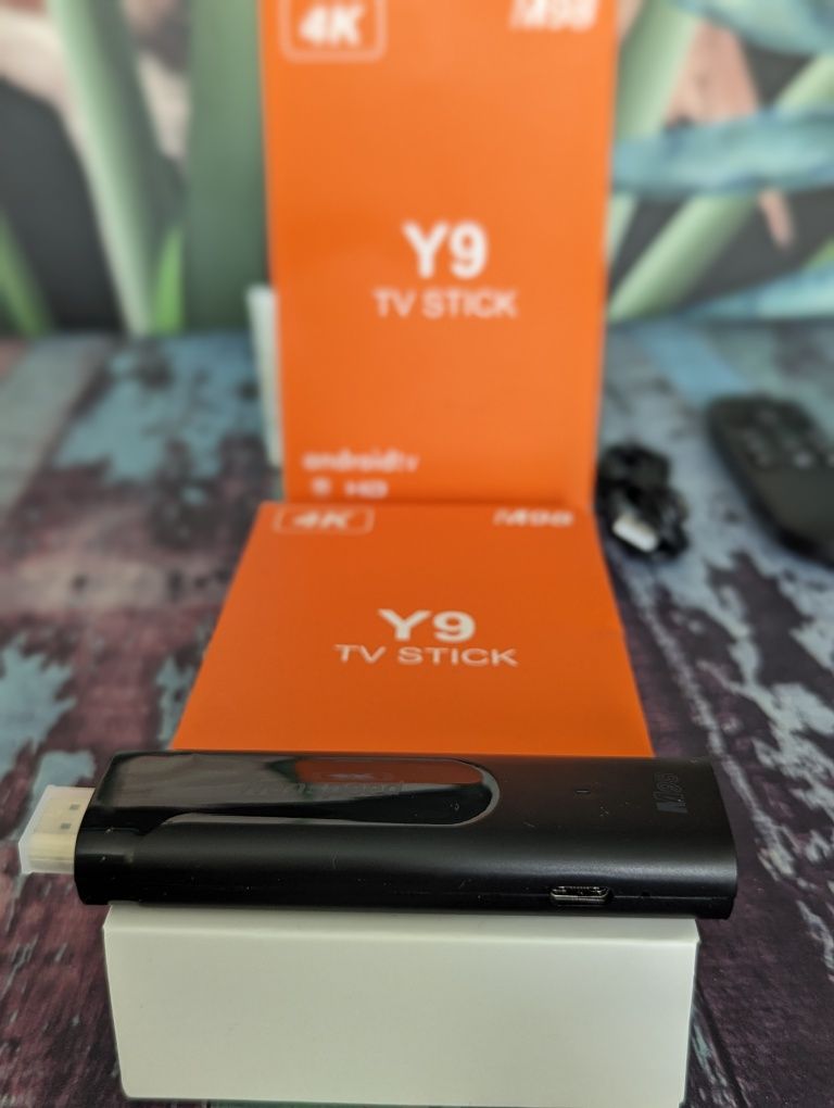 Тв-приставка ( TV box stick) Transpeed M98Y9 Amlogic S905Y4