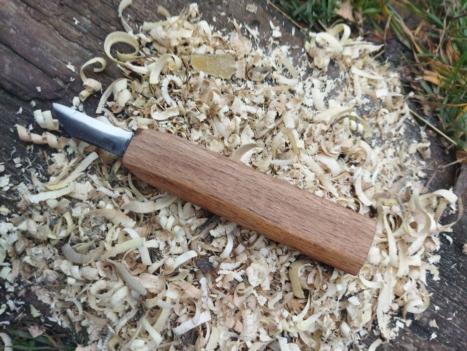 Різець по дереву из стали шх 15.