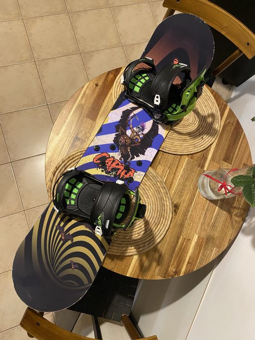 Deska snowboardowa CAPITA Scott Steevens mini 120cm z wiązaniami Raven